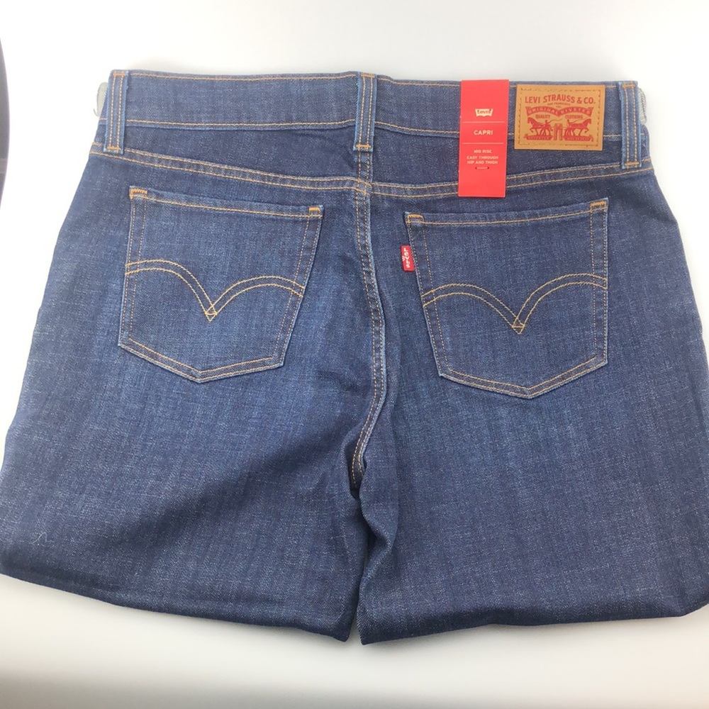 Levi’s capri - Picture 5 of 7